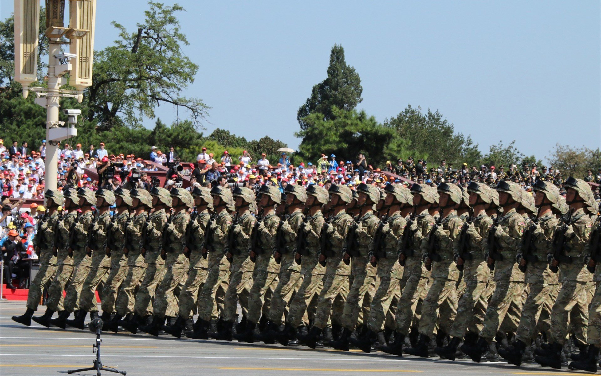 FB体育平台-_篮球技巧培训营：打造未来巨星_，2021篮球培训