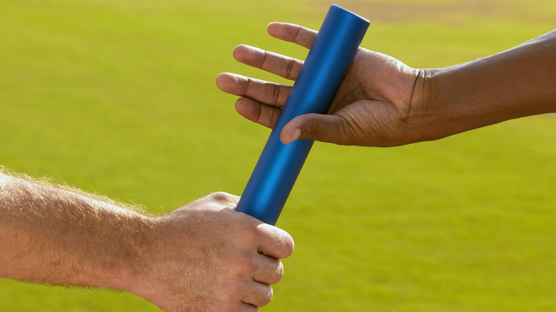 FB体育官网-“战术点评:不同球队的核心战术对比”,球场战术核心